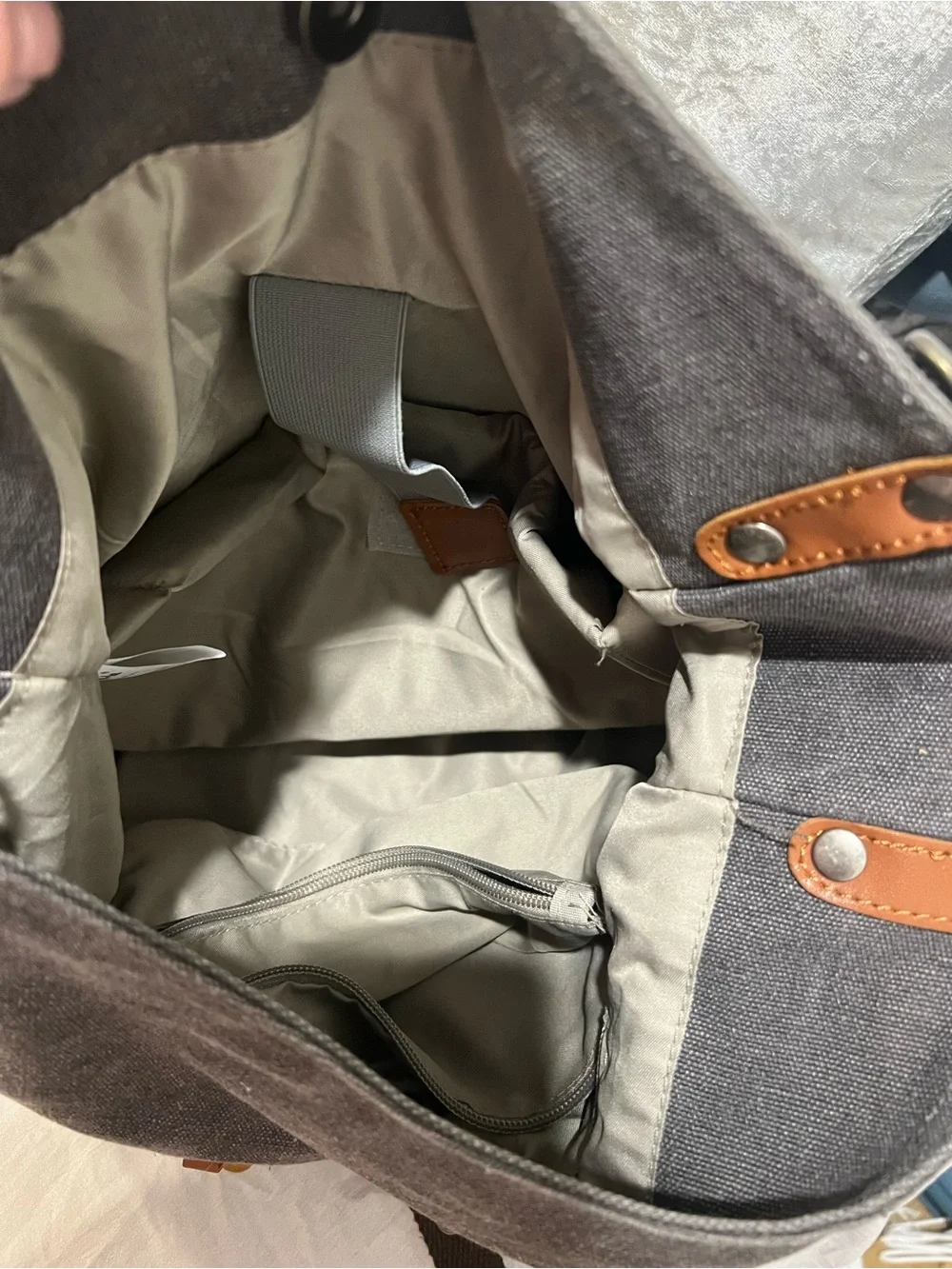 Shangri-La stylish gray